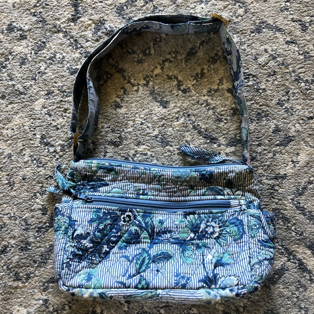 Appleseed's Blue Floral Cloth Purse
